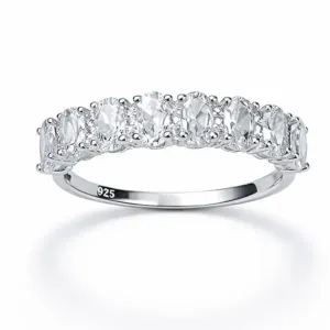 Anel em Prata 925 com Zircônias Elegante e marcante