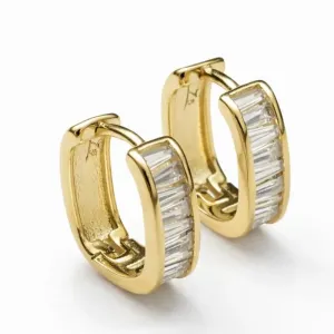 Brinco Argolinha Retangular com Zircônias Baguete