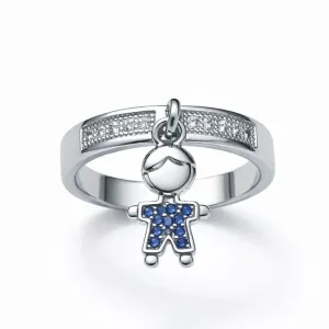 Anel em Ródio Branco com Pingente de Menino.