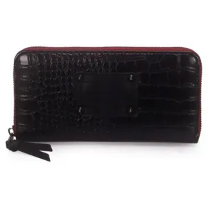 Carteira Grande Croco com Spikes  Sofisticação e Estilo.