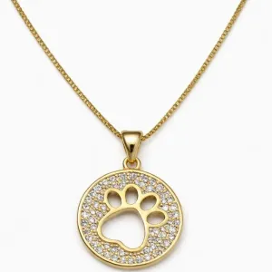 Colar Medalha Patinha Cravejada Banhado a Ouro.