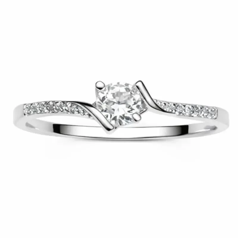 Anel em Prata 925 com Detalhes Cravejados