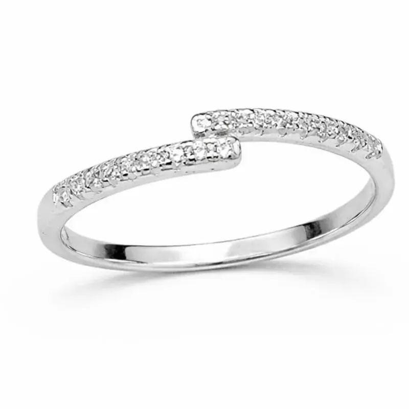 Anel em Prata 925 com Detalhes Cravejados