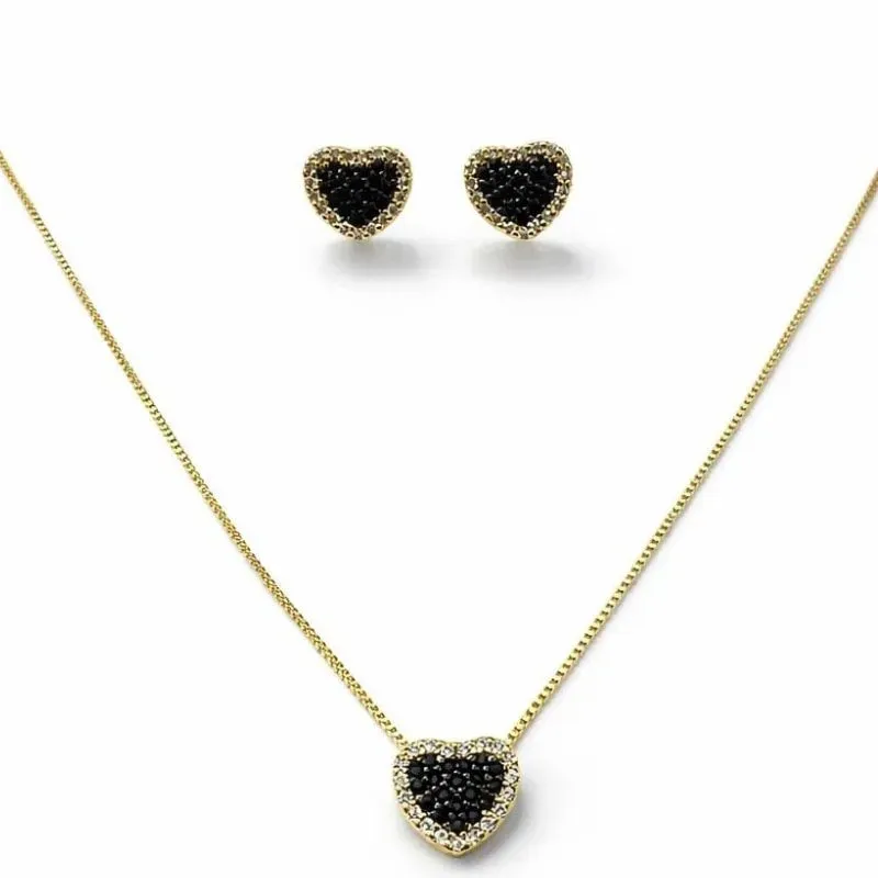 Conjunto Coração Cravejado com Pedras Negras  Dourado