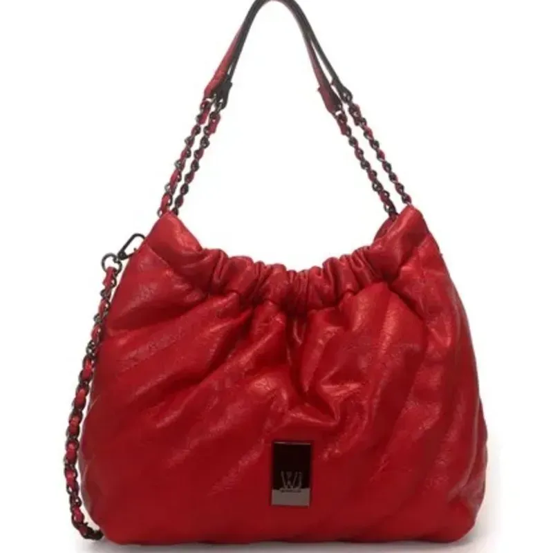 Bolsa Saco Grande Matelassê com Alça Corrente Vermelha