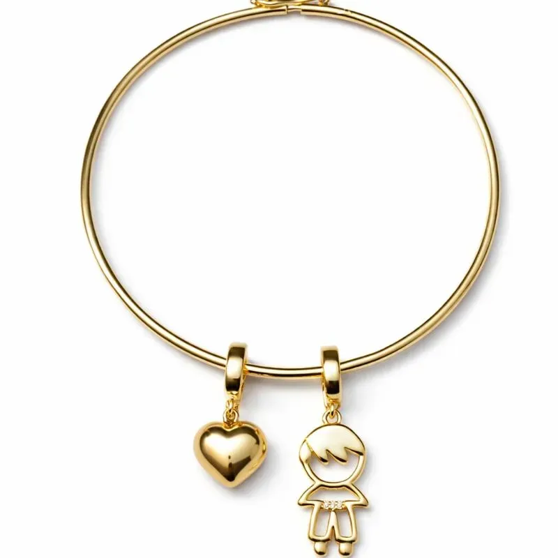 Bracelete com Pingente de Menino e Coração.