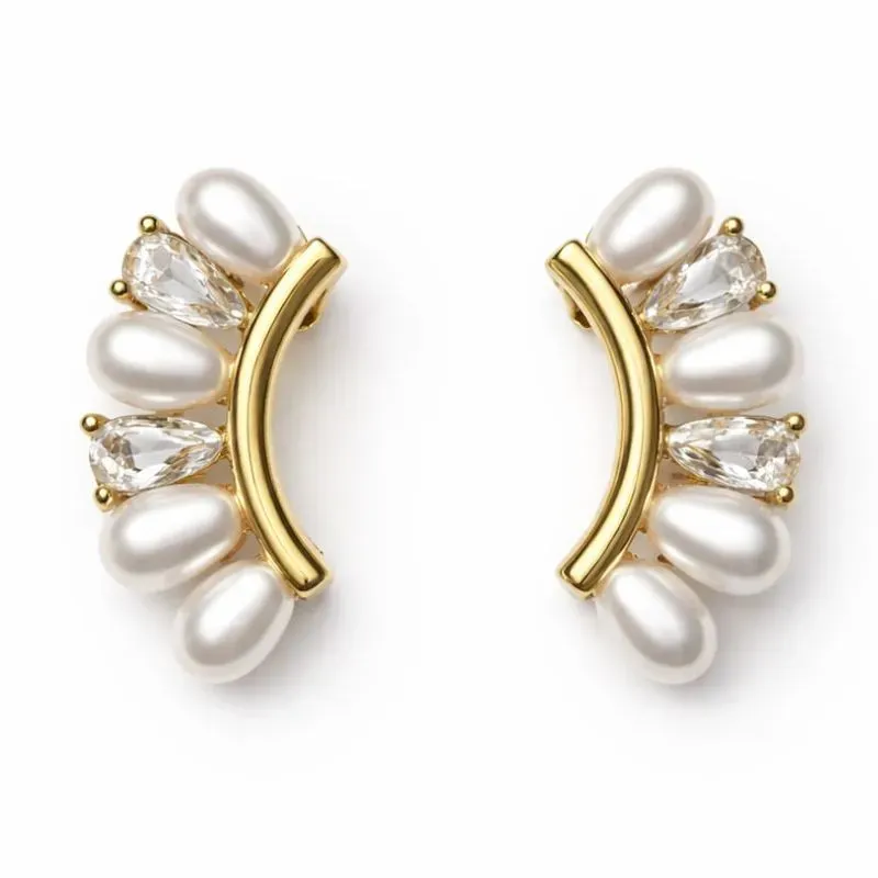 Brinco com Pérola e Zircônias.