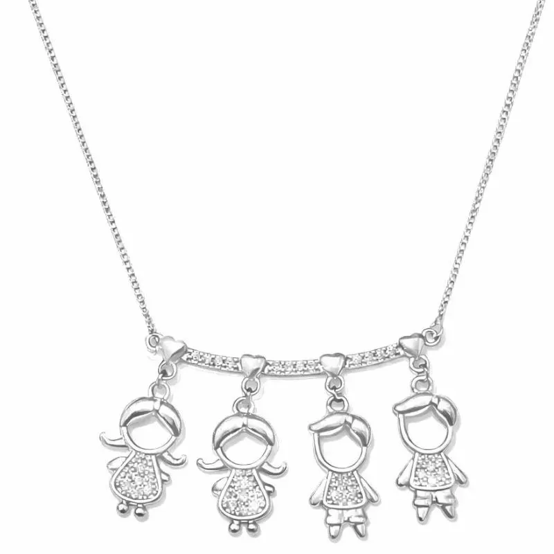 Colar Família em Ródio com Pingentes cravejados.