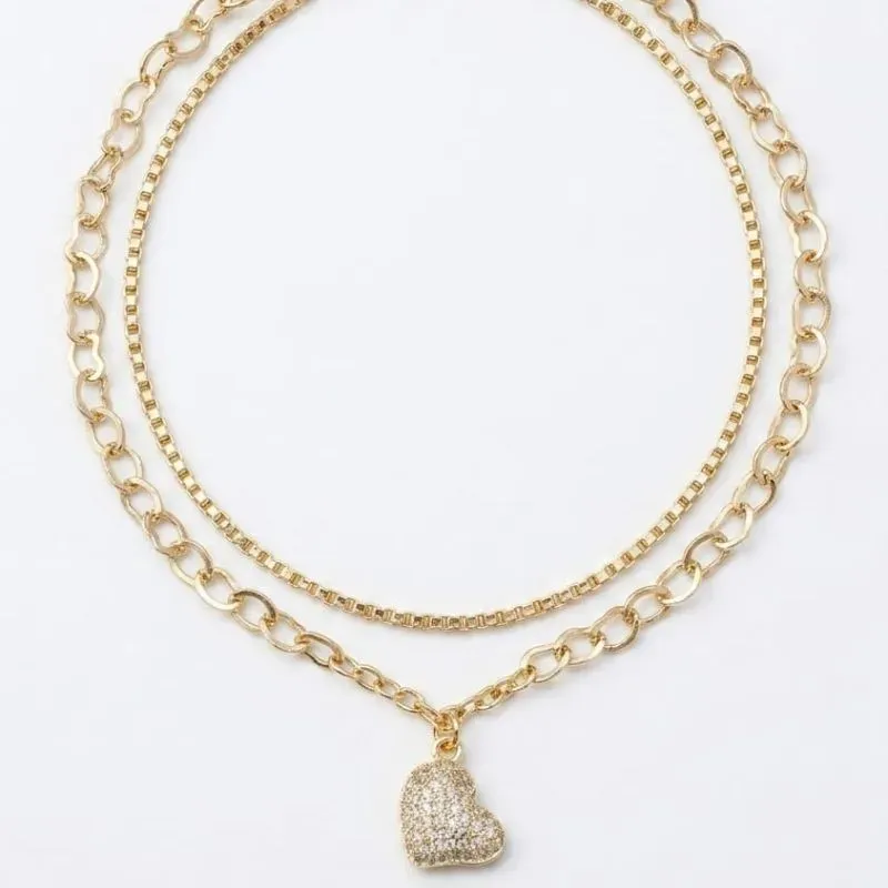 Pulseira Dupla com Pingente de Coração Cravejado.