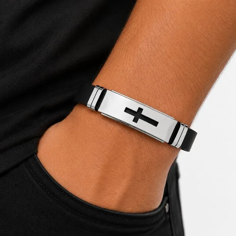 Pulseira Masculina Cruz em Aço Inoxidável e Silicone.