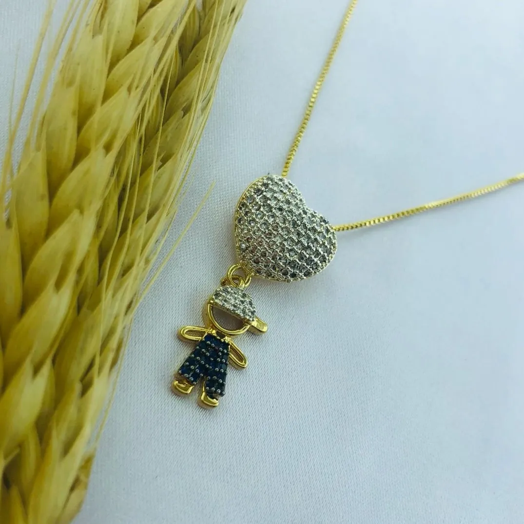 COLAR DE CORAÇAO CRAVEJADO COM PING DE MENINO AZUL