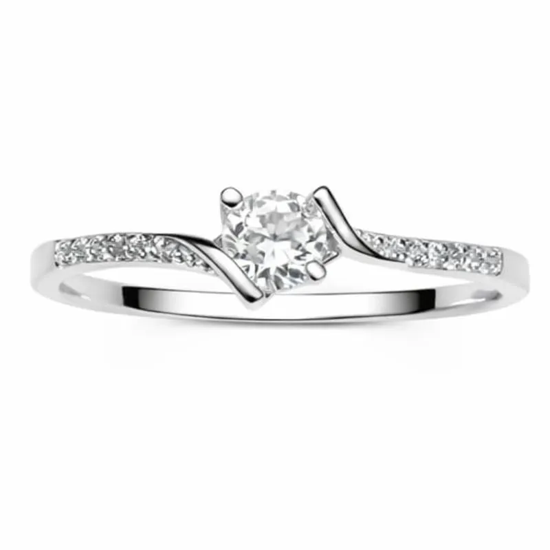 Anel em Prata 925 com Detalhes Cravejados