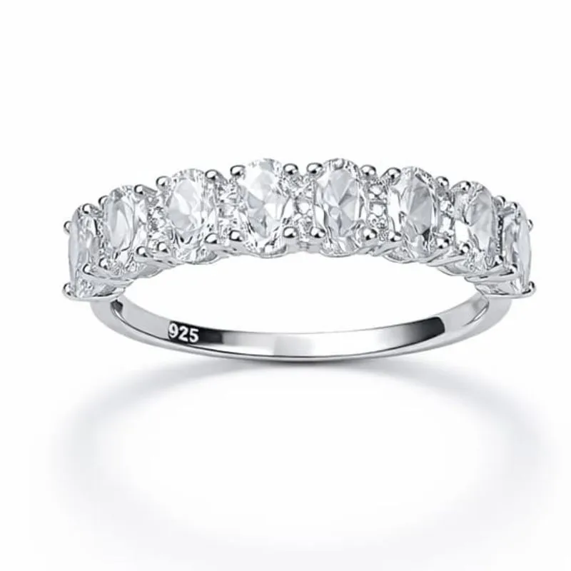 Anel em Prata 925 com Zircônias Elegante e marcante