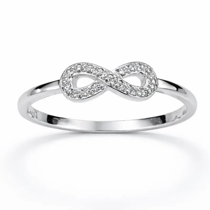 Anel em Prata 925 Infinito com Zircônias