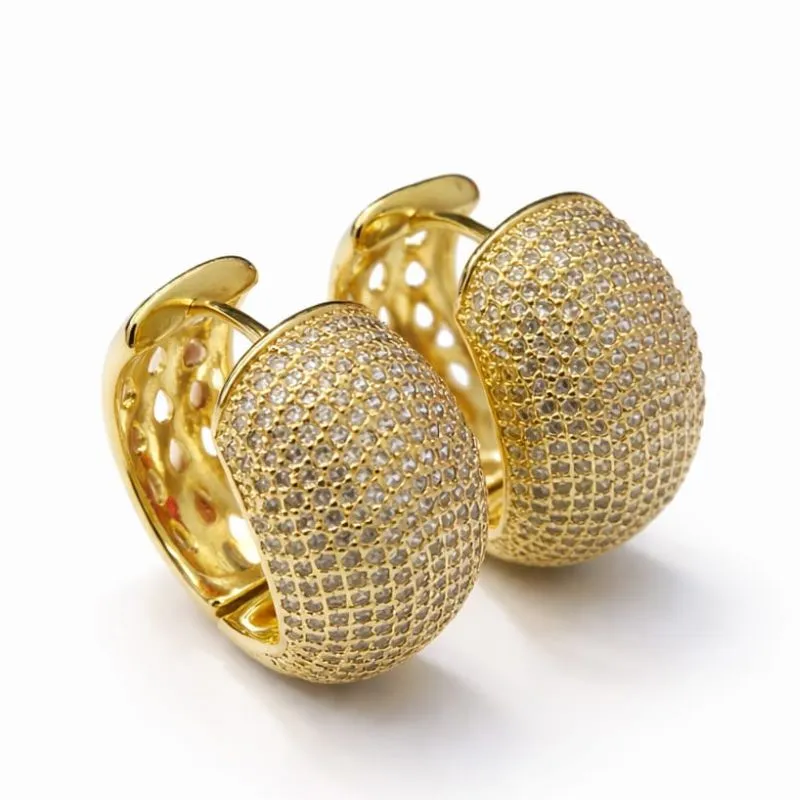 Argola Abaulada Cravejada Premium