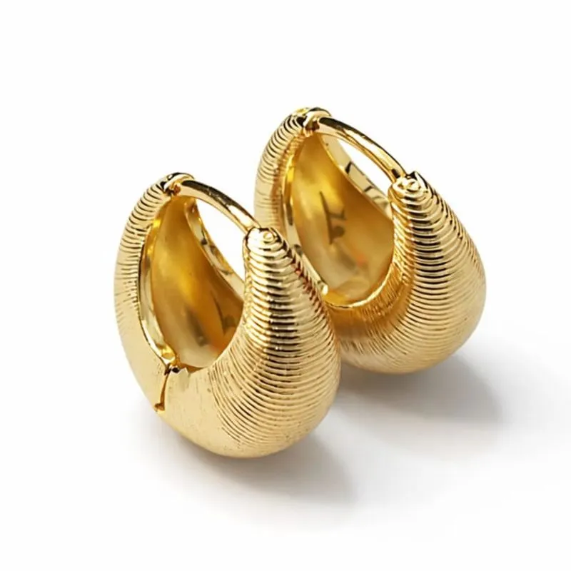 Brinco Argola Texturizada Elegante