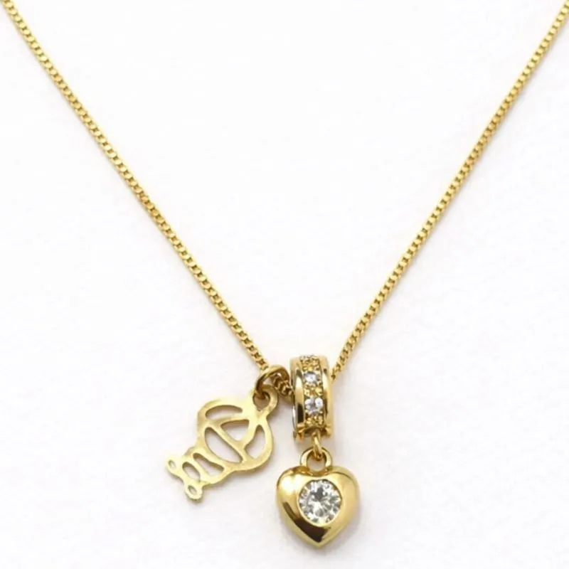 Colar com Menino e Pingentes Coração