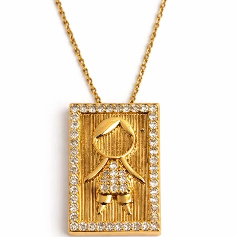 Colar Menino Moldura Cravejada