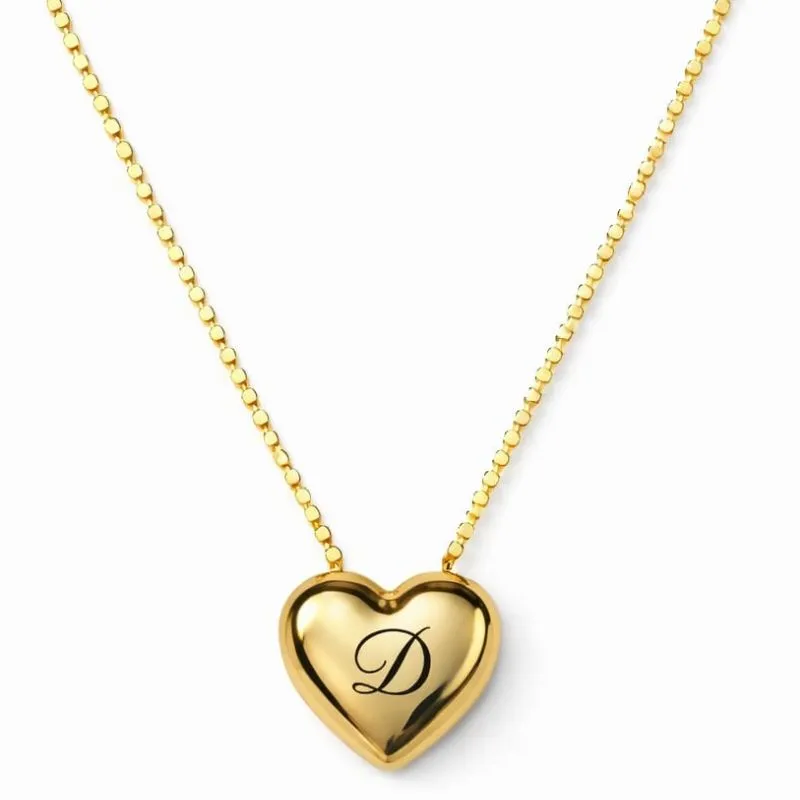 Colar Personalizado Coração Liso Dourado  Delicadeza com Significado.