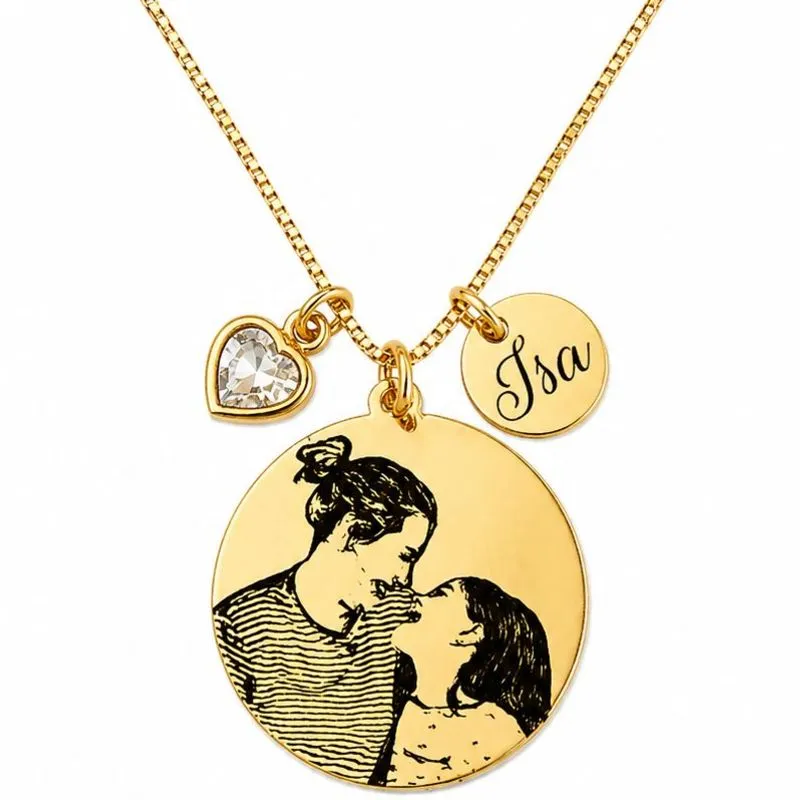 Colar Personalizado Redondo Médio 2,5 cm Banhado a Ouro.