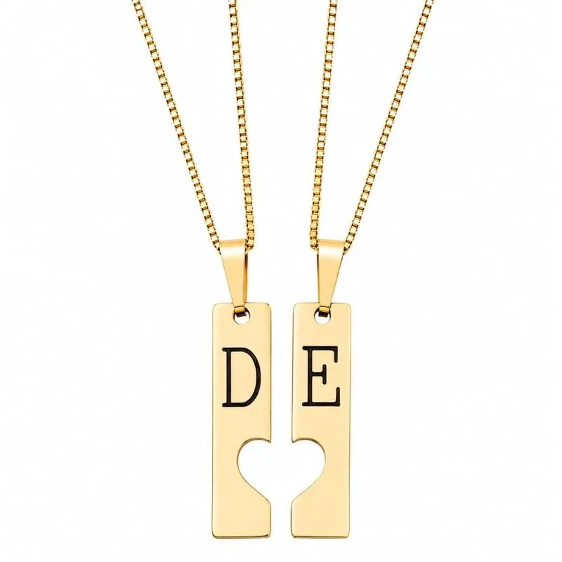 Colar Personalizado com Letras.