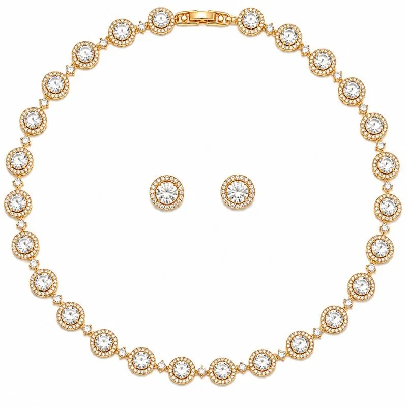 Conjunto Redondo Cravejado com Zircônias Brancas.